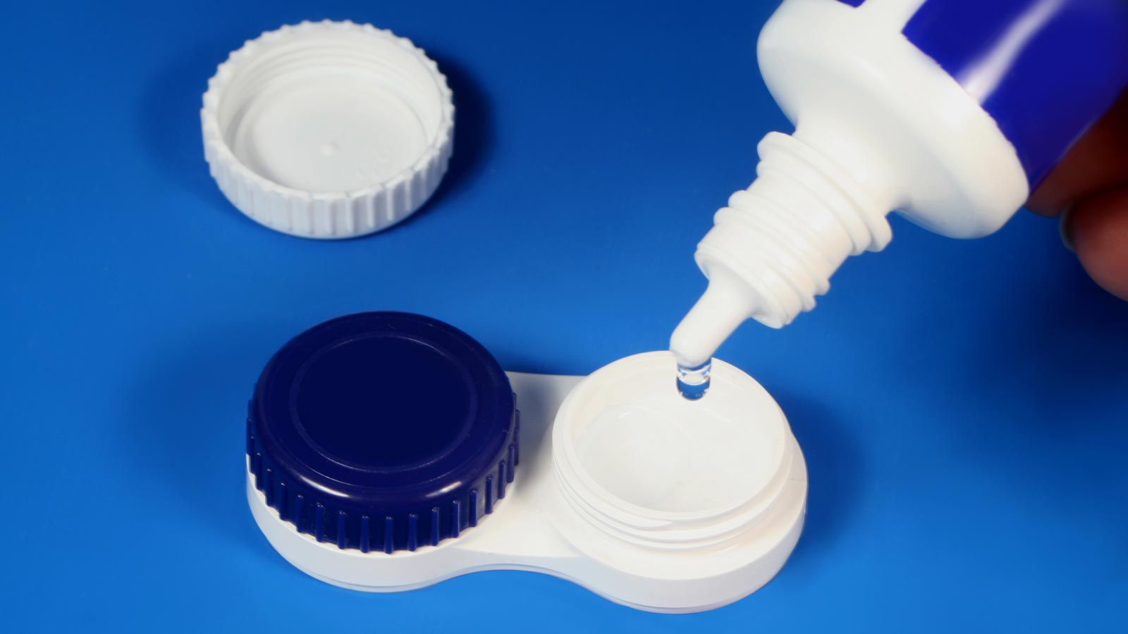 Retirada líquido de lentes de contacto